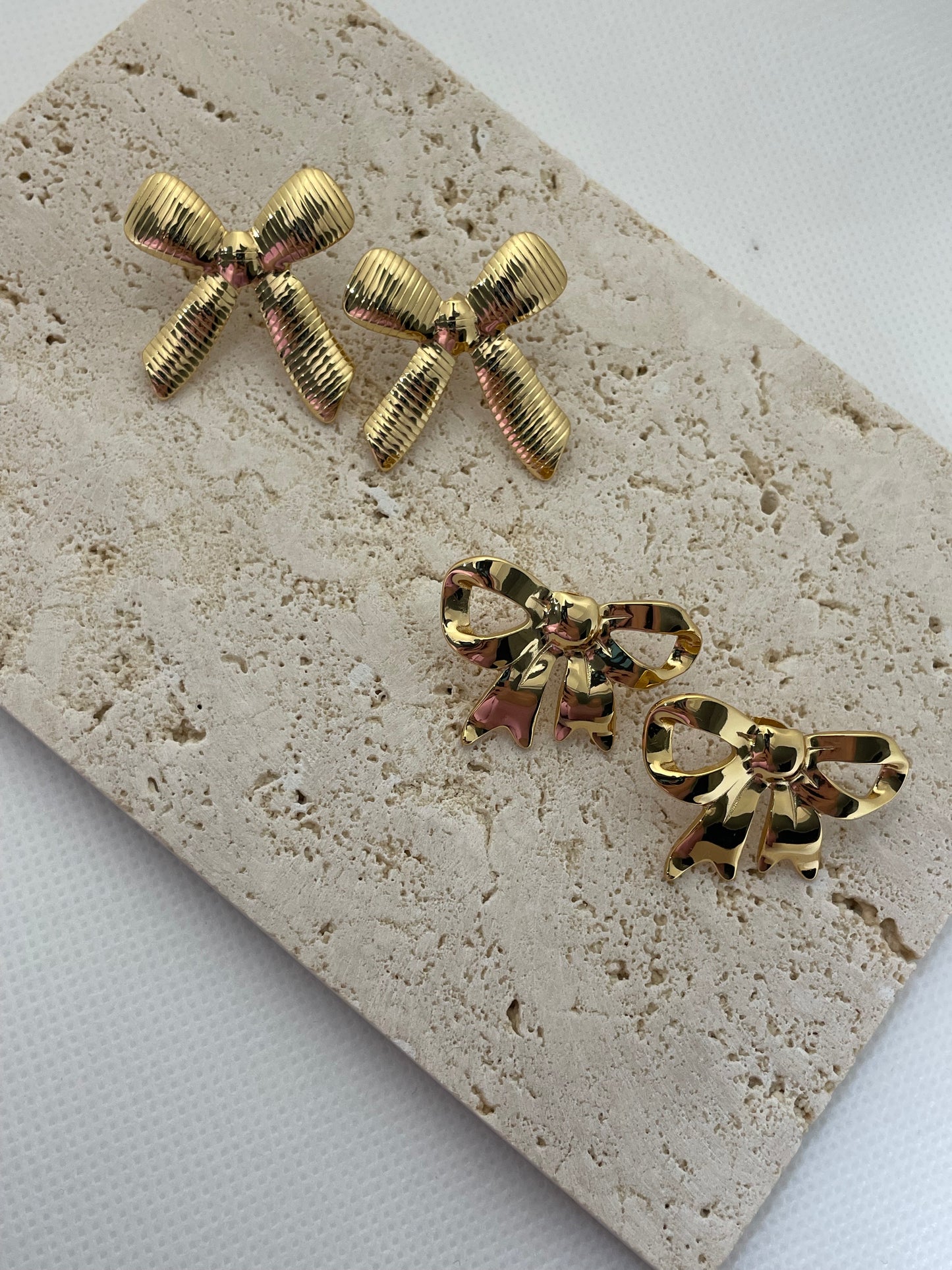 Σκουλαρίκια φιόγκος