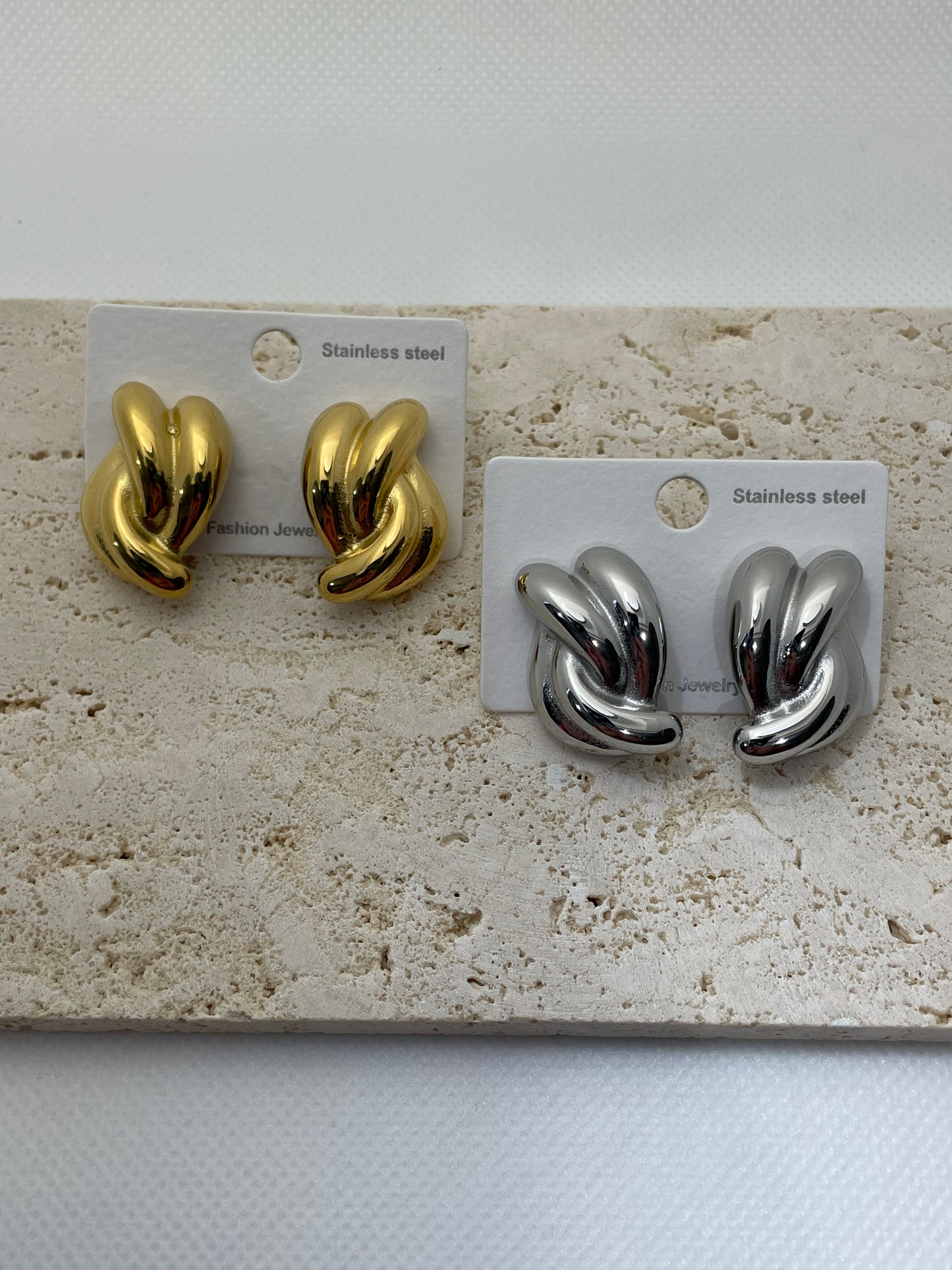 Σκουλαρίκια tangled droplets