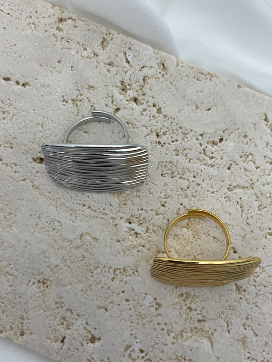 Δαχτυλίδι ορθογώνιο ανάγλυφο