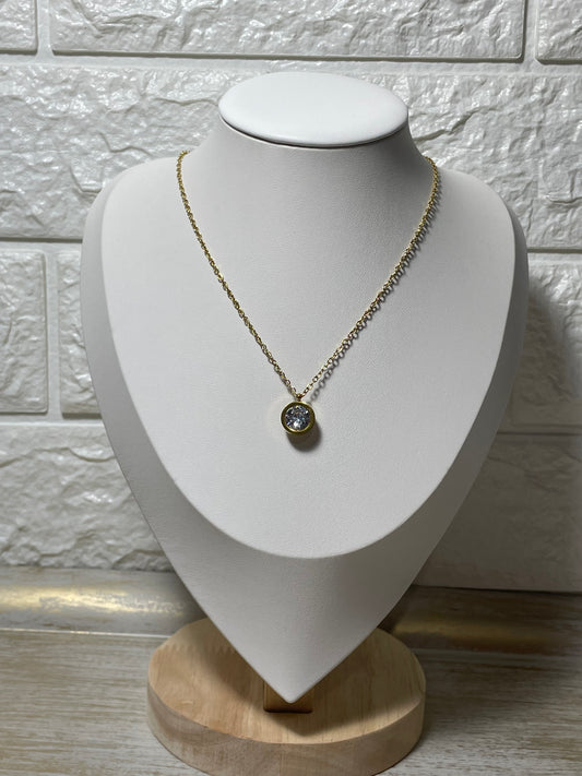 Κολιέ μονόπετρο ζιργκόν