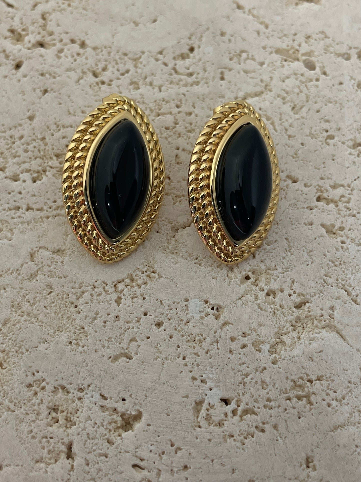 Σκουλαρίκια μαύρο και χρυσό