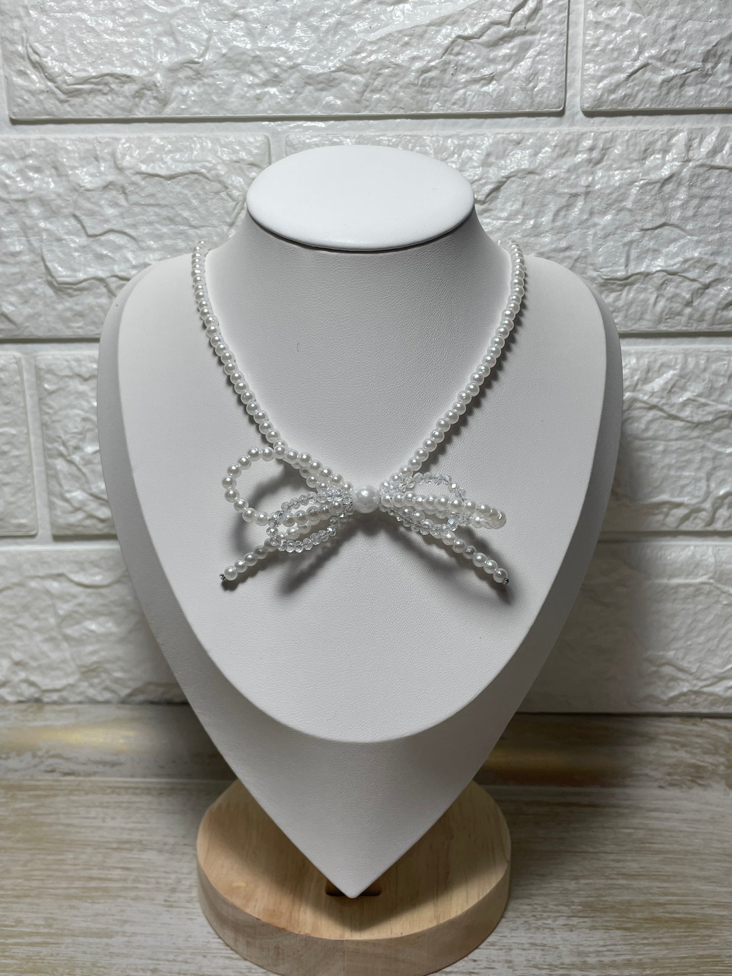 Κολιέ φιόγκος με πέρλες