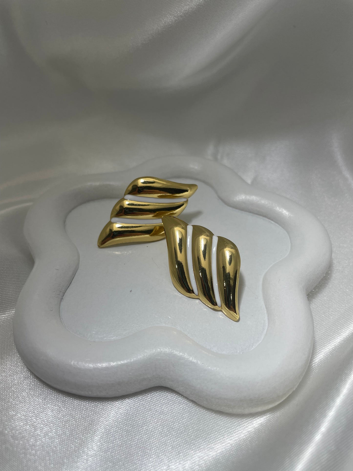 Σκουλαρίκια δίχρωμα φτερά