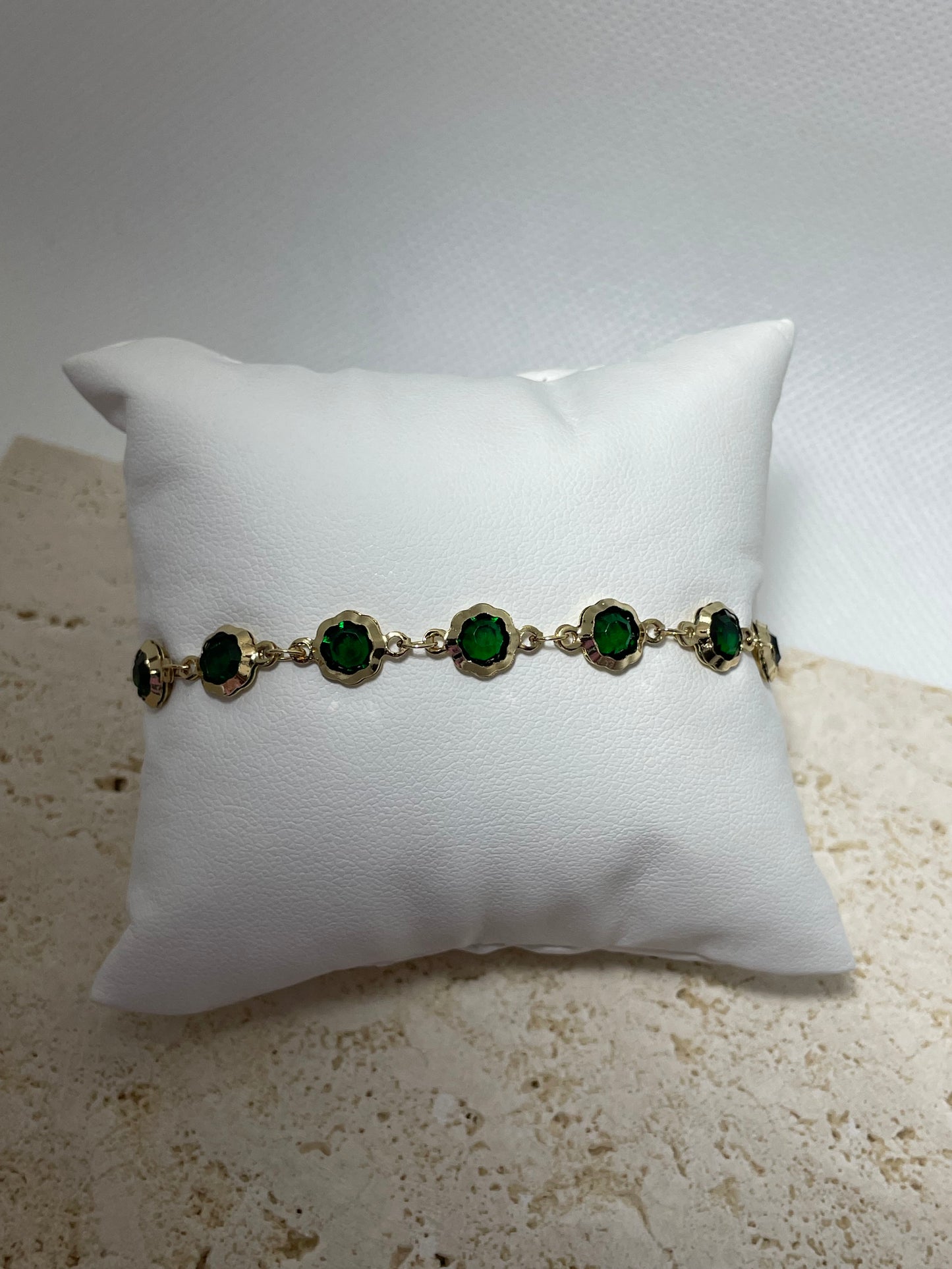 Βραχιόλι με πράσινα κρύσταλλα