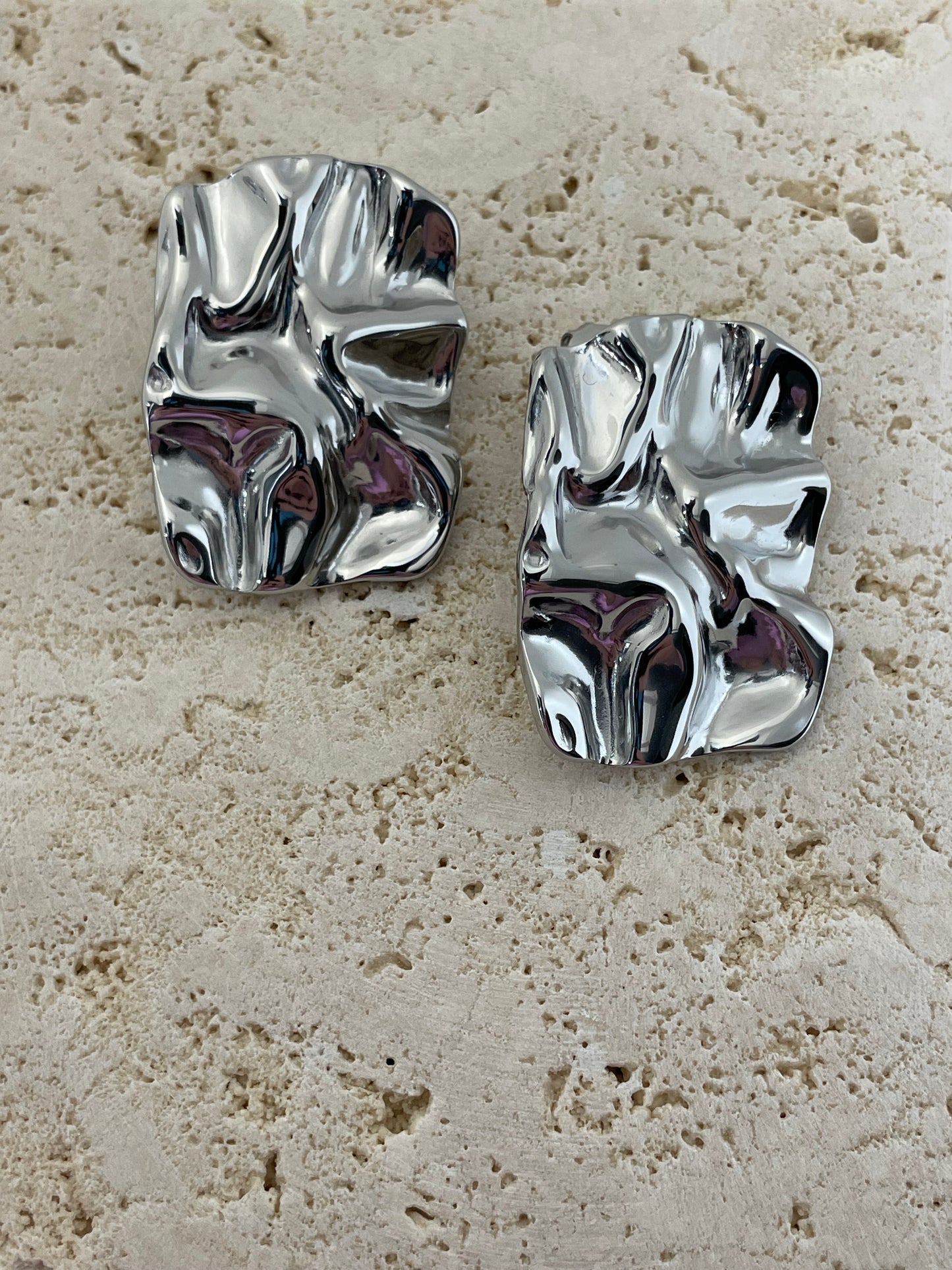 Ατσάλινα ασημί σκουλαρίκια