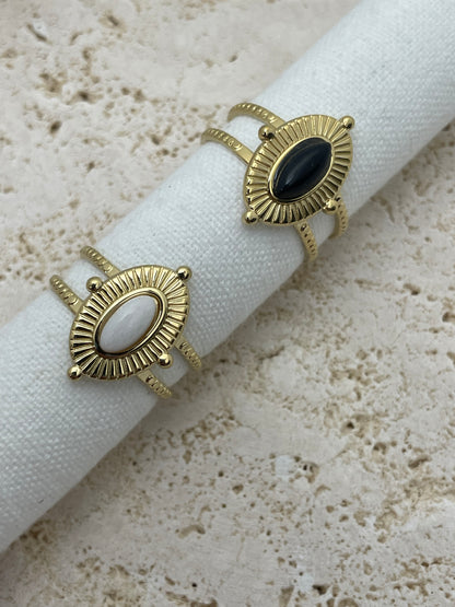 Δαχτυλίδι με πέτρες