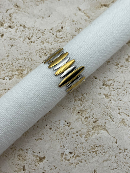 Δίχρωμο δαχτυλίδι οβάλ μπάρες