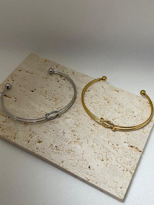 Διπλή χειροπέδα με κόμπο