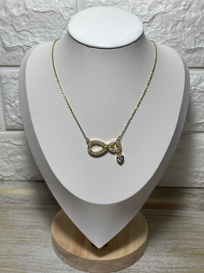 Κολιέ άπειρο