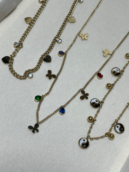 Κολιέ με κρεμαστά μοτίφ και ζιργκόν