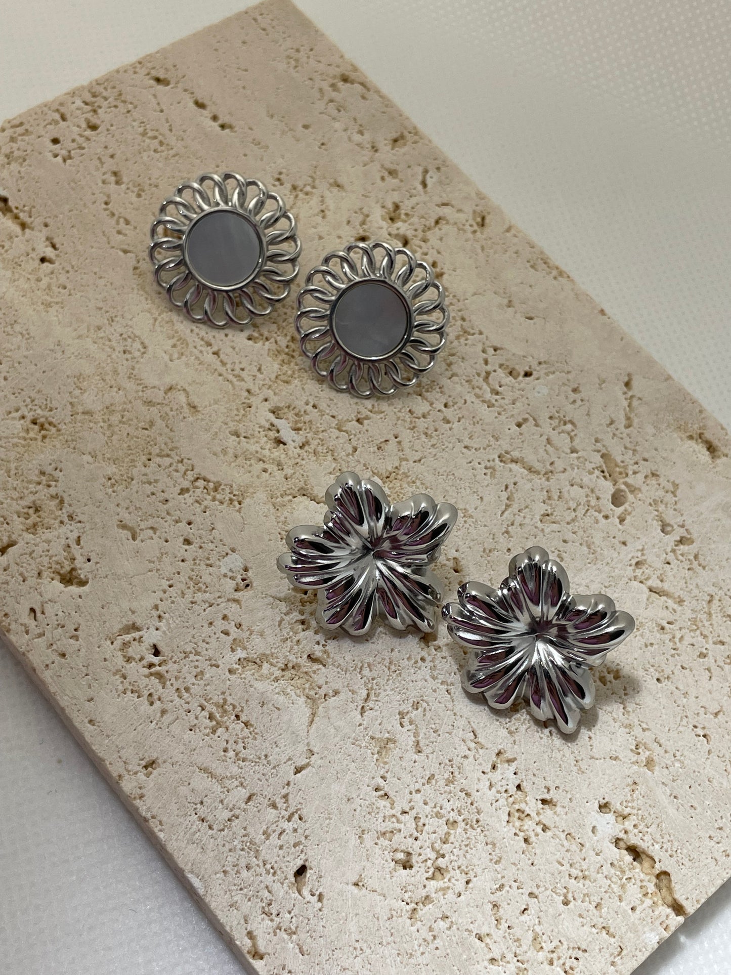 Σκουλαρίκια μαργαρίτα