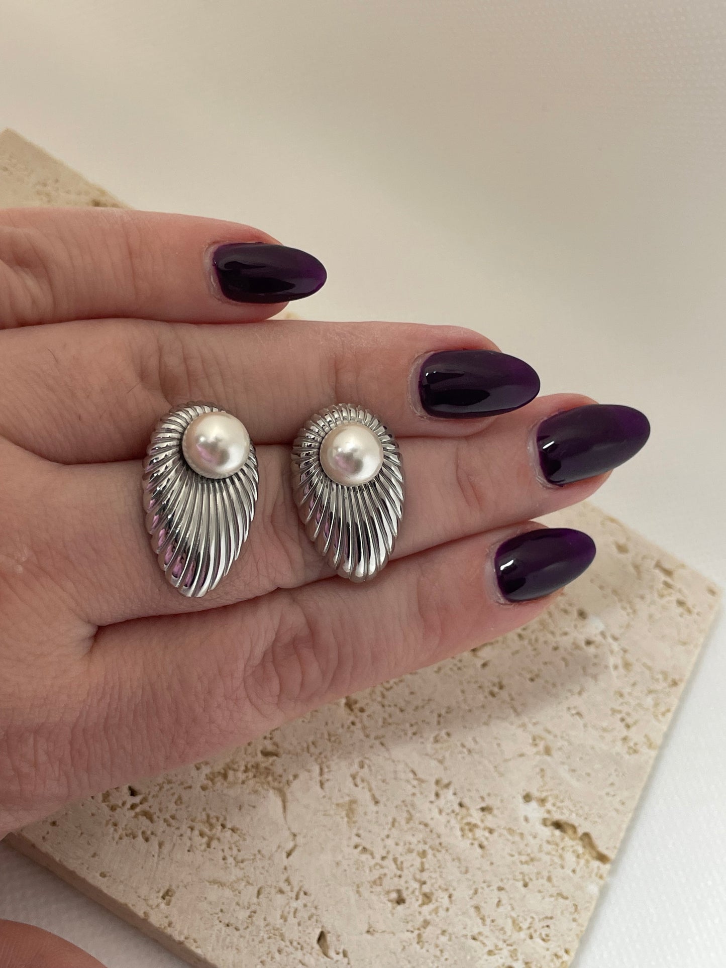 Σκουλαρίκια ασημί φτερά με πέρλα