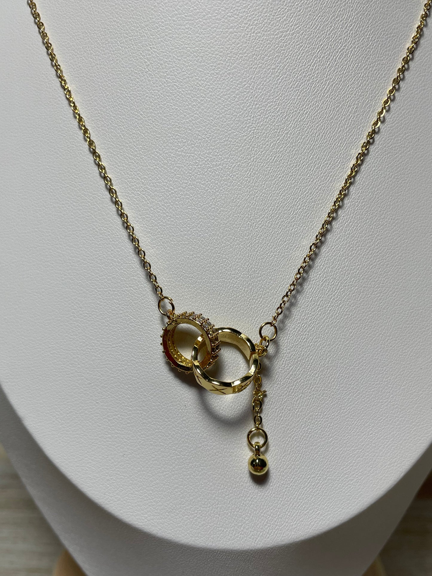 Χρυσό κολιέ ellipse