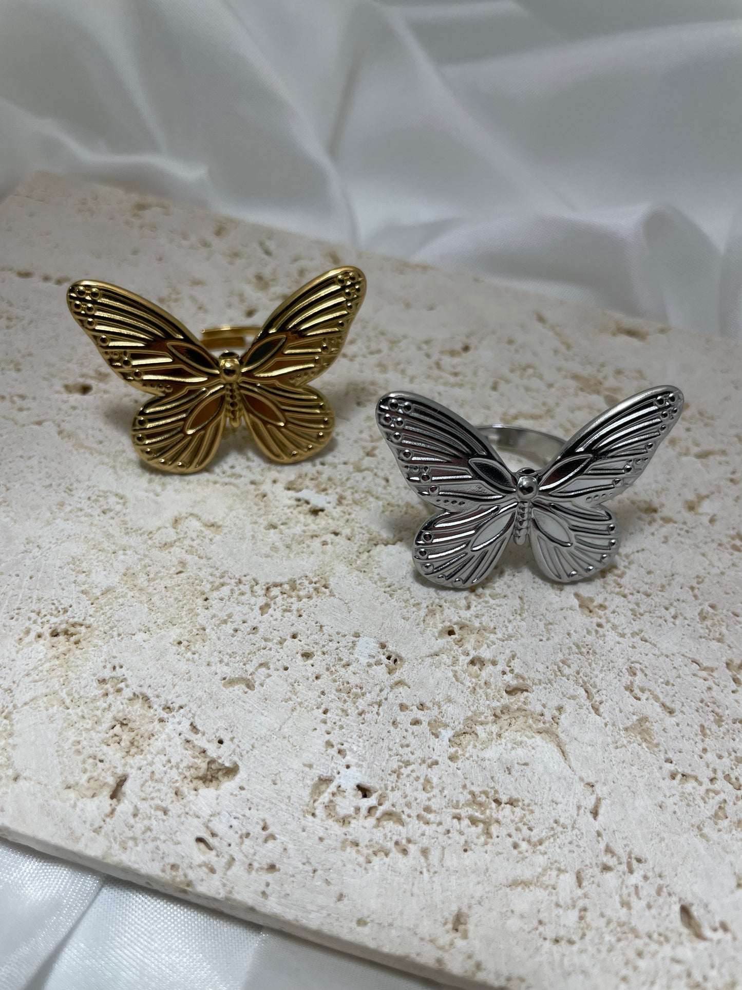 Δαχτυλίδι πεταλούδα