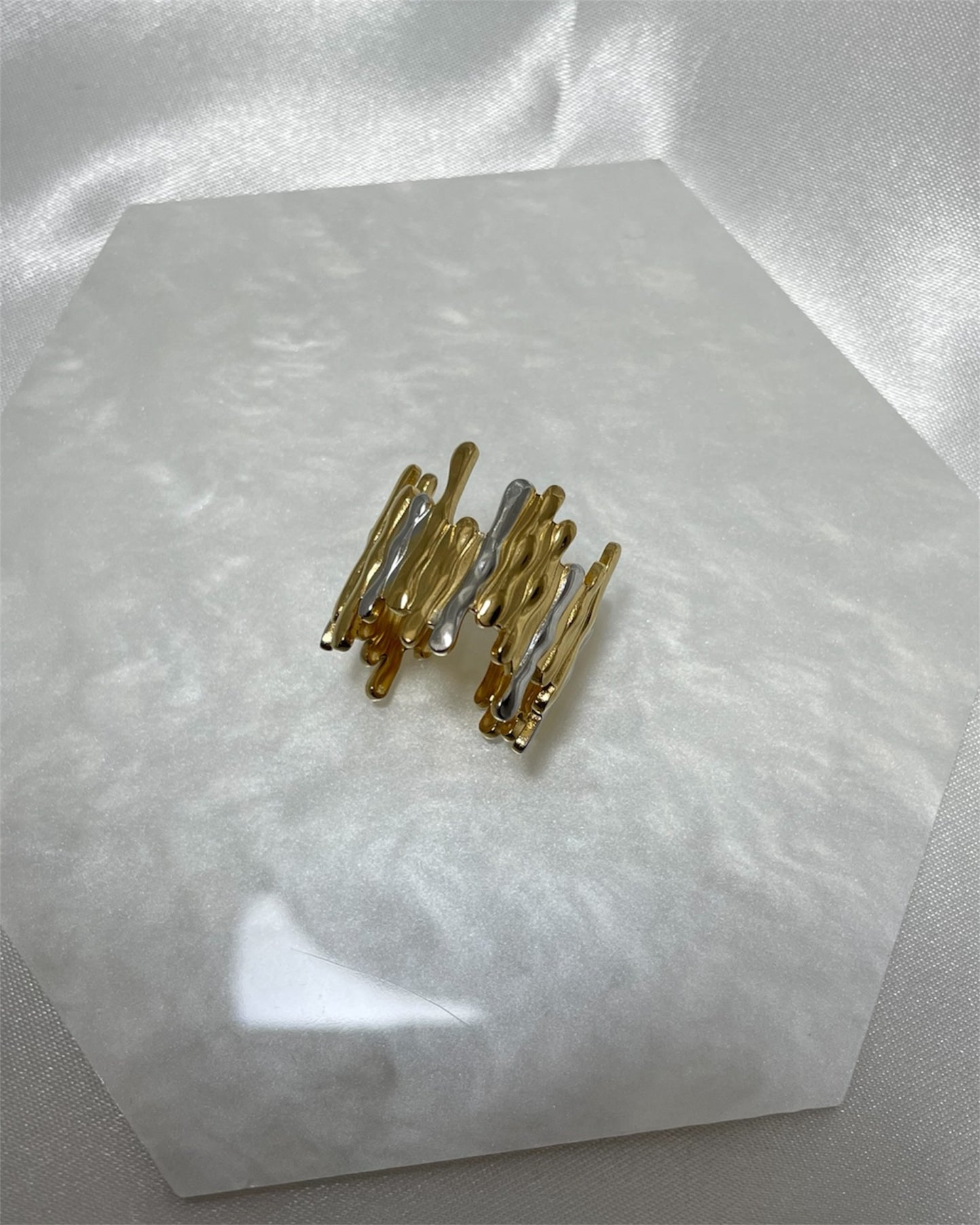 Δαχτυλίδι λιωμένες μπάρες