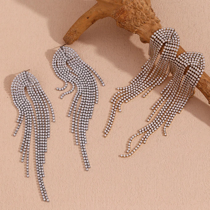 Λαμπερά μακριά σκουλαρίκια με λευκά zircon